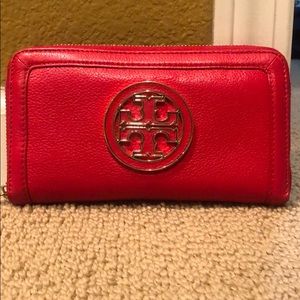 Tory Burch leather wallet